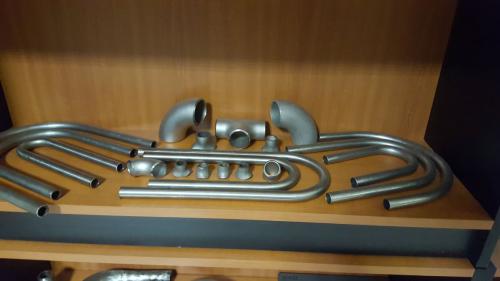 HVAC és hűtéstechnika csővezetékei - Miért kulcs a pontos ív és a rezgésállóság?